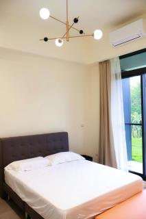 Hidden Field Quiet House - 8