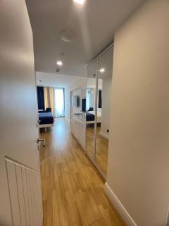 გადასახდელია room 3342 - 1