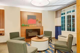 Microtel Inn & Suites by Wyndham Philadelphia Airport Ridley Park - Ridley Park - 9
