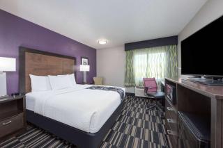 La Quinta Inn by Wyndham El Dorado - 1