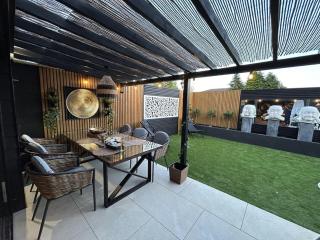 Naia - Parkstone - 4