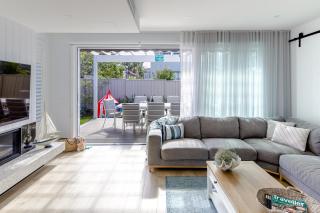 Double Delight - Dromana - 1