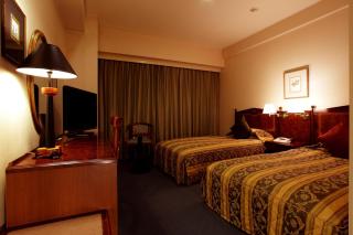 Dukes Hotel Nakasu - Fukuoka - 9