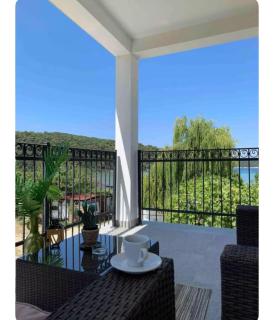 ''ROOM 6'' - breakfast included - 4