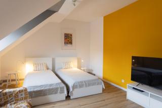 Big flat with fresh renovation, free parking, SonyPS, Netflix - Duisburg - 1