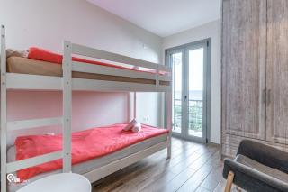 Red Port Seaview House - 3