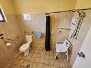 Idlewilde Town & Country Motor Inn - 5