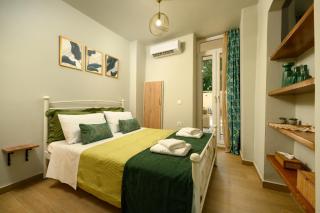 Petite Apt with patio at Garitsa! - Città di Corfù - 0