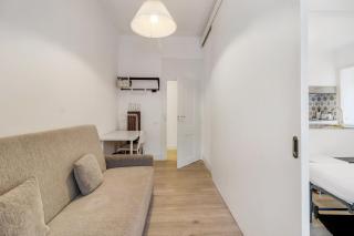 Bright 1BR Castelo São Jorge – Graça Getaway | By Airnest - Lissabon - 5