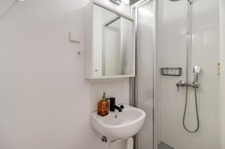 Bright 1BR Castelo São Jorge – Graça Getaway | By Airnest - Lissabon - 1