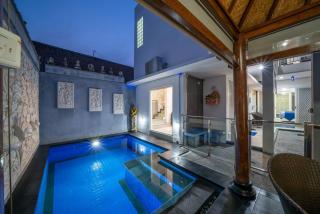 3 Bedroom Private Pool Villa in Kuta - Kuta - 1