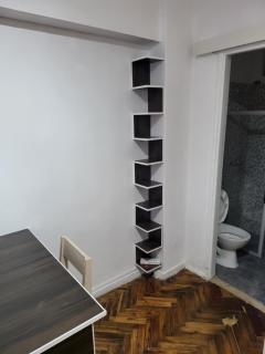 Quinto piso a la calle, cómodo, equipado, luminoso y bien ubicado - Buenos Aires - 5