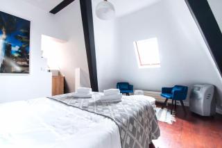 CIA - Avenue Hoche Studio - Paris - 7