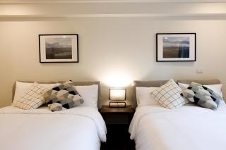 Whole Floor, 3 Bed 3 Bath, 1 min to BTS Prompong - Bangkok - 2