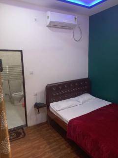 Tridev paying guest house - Varanasi - 6