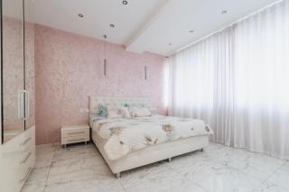 Sky High Living in a Modern 1-Bedroom Retreat - Chişinău - 6