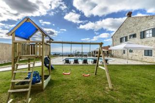 Countyside Retreat Six Bedroom Villa with Pool - Gruda - 8