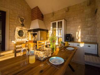 Mediterranean Villa With Pool - Splitska - 2