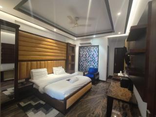 JJK Rukmini Vilas Hotel & Banquet - 3