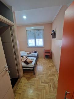 Bed and Breakfast Turist - Staro Petrovo Selo - 6