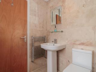Twin Room - Stroud - 4