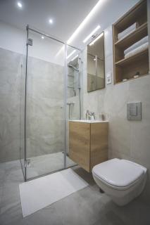 Stylish comfy suite w balcony in downtown - Budapest - 7