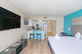 Beautiful 2 Bedroom Multi-Unit Suite! Oceanfront Palace 1501 and 1503 - Myrtle Beach - 5