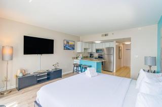 Beautiful 2 Bedroom Multi-Unit Suite! Oceanfront Palace 1501 and 1503 - Myrtle Beach - 4