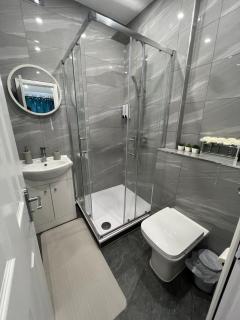 Guest house in london - Edgware - 4