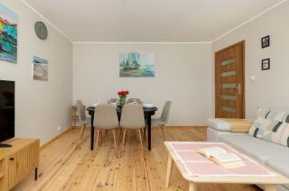 Apartament w Gdyni z Ogródkiem i 2 Sypialniami by Rent like home - Gdynia - 1