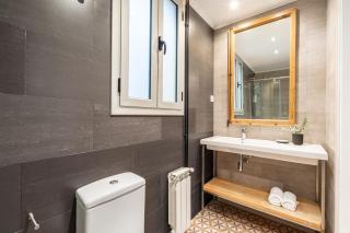 Fuster Apartments by Aspasios - Barcelona - 2