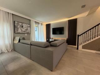 5BR w/Private Pool | Luxury at Storey Lake - Kissimmee - 8
