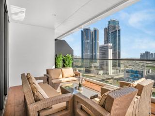 Huge Lux 1BHK in Prime Business Bay with Private Jacuzzi - 0