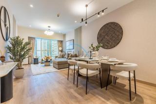 Upgraded 2BR with Partial Sea View Near to Dubai Tram, Elite Residence, Dubai Marina by Deluxe Holiday Homes - 1