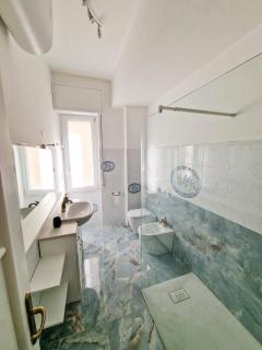 NewRetroApartment Self Check - in & Netflix - Salerno - 8