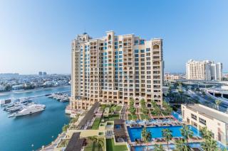 Pool and Sea Views 2BR with Sofa-bed, Marina Residences 1, Palm Jumeirah by Deluxe Holiday Homes - 3