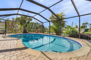 Gulf Access, Heated Pool, Dock, Lanai -Sunset Coast Bungalow - Roelens - Cape Coral - 0