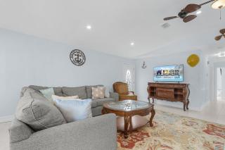 Close to Beach! Game Room, Heated Pool, Outdoor Shower -Jade Bay - Roelens - 7