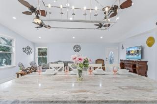 Close to Beach! Game Room, Heated Pool, Outdoor Shower -Jade Bay - Roelens - 3