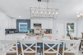 Close to Beach! Game Room, Heated Pool, Outdoor Shower -Jade Bay - Roelens - Fort Myers Beach - 2