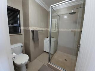8 Glitter Bay Umhlanga Beachfront Amazing Views - Durban - 8