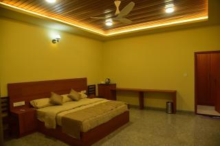 Govtham Stay Inn - Sringeri - 8