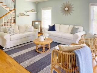 Large Home and 2 Airstream Glampers & Spa Midway to Tybee Beach & Downtown Savannah with Fast WiFi and More! - Savannah - 8
