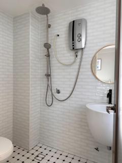 6-7Pax Quiet Cosy Brick Apartment Balcony 11min Lantera SPK 15min Setia Mall - Shah Alam - 1