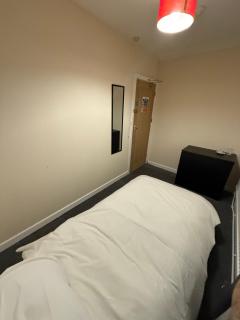 The Phoenix Inn - Newport - 6