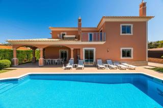 Villa Hugo - bright modern walk to restaurants - Albufeira - 9
