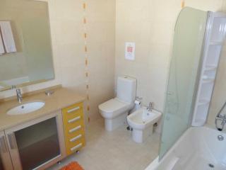 Villa Hugo - bright modern walk to restaurants - Albufeira - 2
