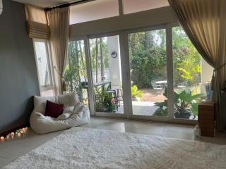 Garden and Yoga Stay - - 5