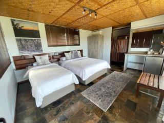 Aloegrove Safari Lodge - 1