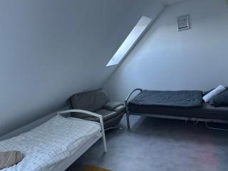 Große Pension mit Wlan und free parking - Schloß Holte-Stukenbrock - 1